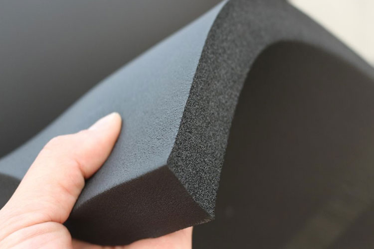 橡塑保温材料用什么切割